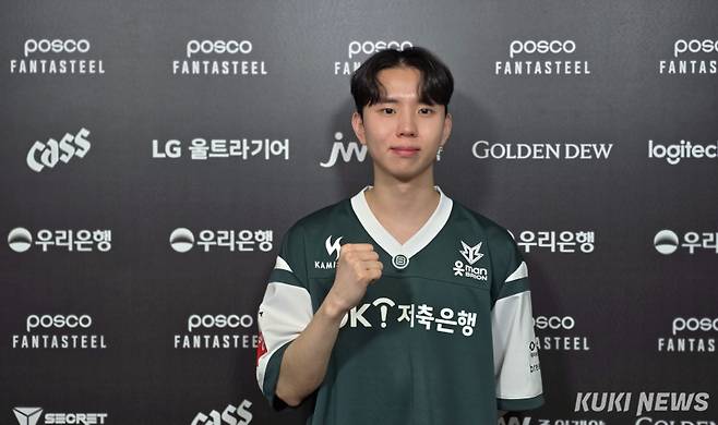 ‘모건’ 박루한이 17일 서울 종로구 롤파크 LCK 아레나에서 열린 ‘2025 LCK’ 정규시즌 1라운드 KT 롤스터와 경기가 끝난 뒤 쿠키뉴스와 만나 인터뷰하고 있다. 김영건 기자