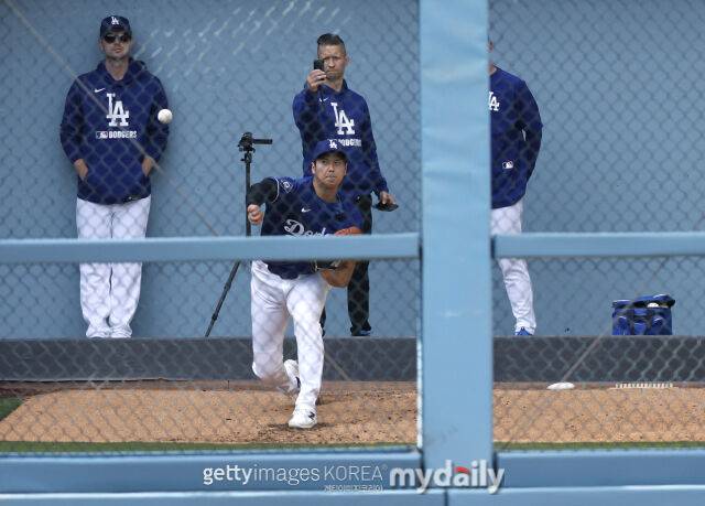 불펜 피칭을 소화하고 있는 LA 다저스 오타니 쇼헤이./게티이미지코리아