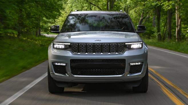 지프 그랜드 체로키