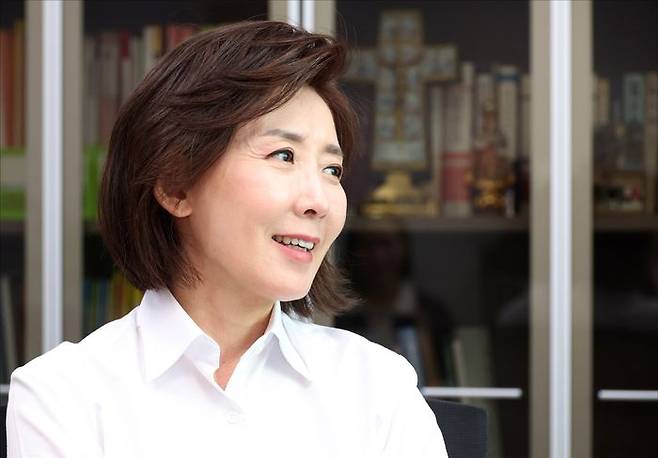 21대 대선 출마에 나선 나경원 국민의힘 대선 경선 후보가 18일 오후 의원회관에서 데일리안과 인터뷰를 하고 있다. ⓒ데일리안 홍금표 기자