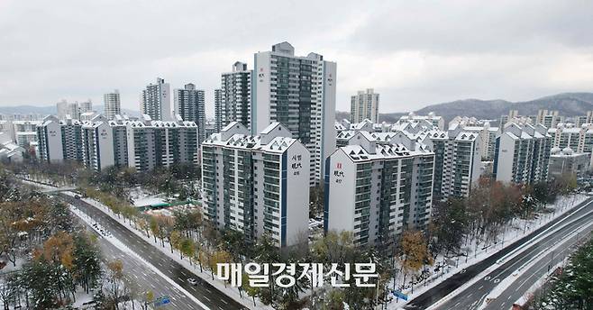1기 신도시 선도지구 선정된 분당 시범단지 현대아파트 [이승환 기자]