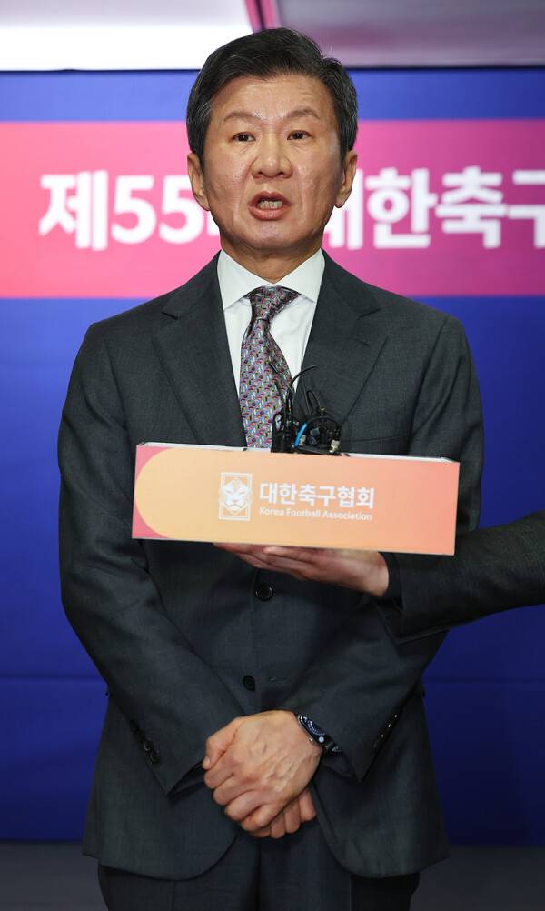 ▲ 정몽규 회장은 4선에 성공했다. 예상 밖으로 85%나 되는 지지를 받으며 화려하게 귀환했지만, 과제도 적지 않다. ⓒ연합뉴스