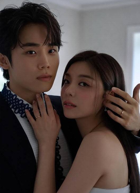 최시훈과 에일리(사진=에일리 SNS)