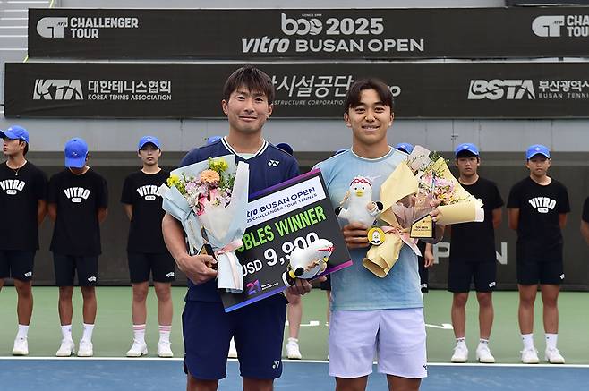 노구치 리오(좌), 시미즈 유타(우) (사진/부산오픈조직위)