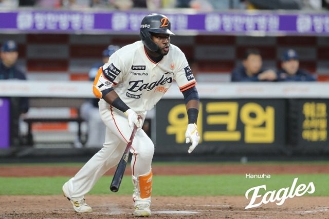 19일 대전 NC전에서 맹타를 휘두른 플로리얼. 사진=한화 제공