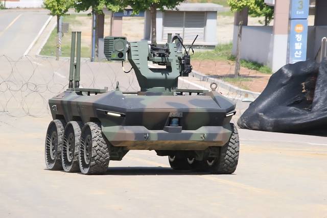 현대로템이 개발한 다목적 무인차량 시제품. 현대로템 제공