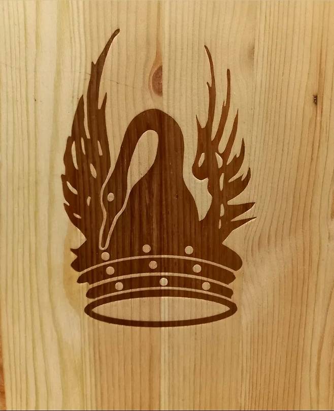 테누타 디 트니노로 로고. 인스타그램