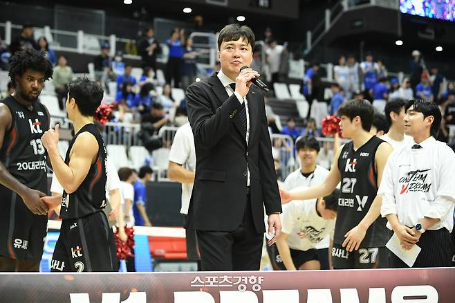 송영진 KT 감독 | KBL 제공