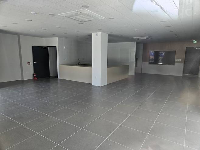 학성가구거리 활력센터 1층 내부 모습.