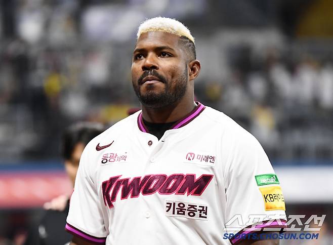 10일 서울 고척스카이돔에서 열린 LG-키움전. 3대7로 패한 키움 푸이그가 아쉬워하고 있다. 고척=정재근 기자 cjg@sportschosun.com/2025.4.10/