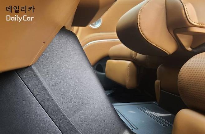현대차 더 뉴 팰리세이드 (센터터널 수납공간)