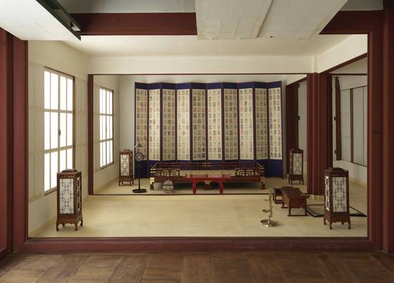 황제의 집무실로 재현된 덕수궁 즉조당. [사진 재단법인 아름지기]