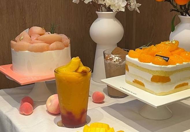 피치생, 금귤생 등 투썸플레이스 신제품들.