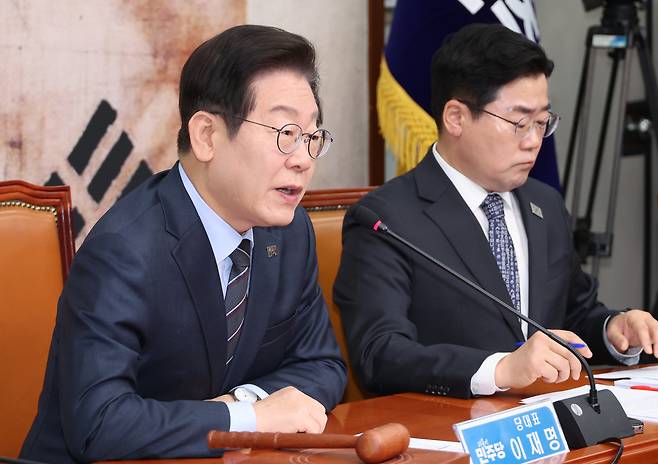 더불어민주당 이재명 대표가 106주년 3·1절을 하루 앞둔 28일 서울 여의도 국회에서 열린 확대간부회의에서 발언하고 있다. [연합]
