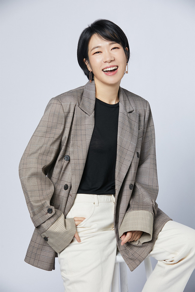 넷플릭스 화제작 ‘폭싹 속았수다’에서 명품 연기로 주목받은 염혜란(에이스팩토리)