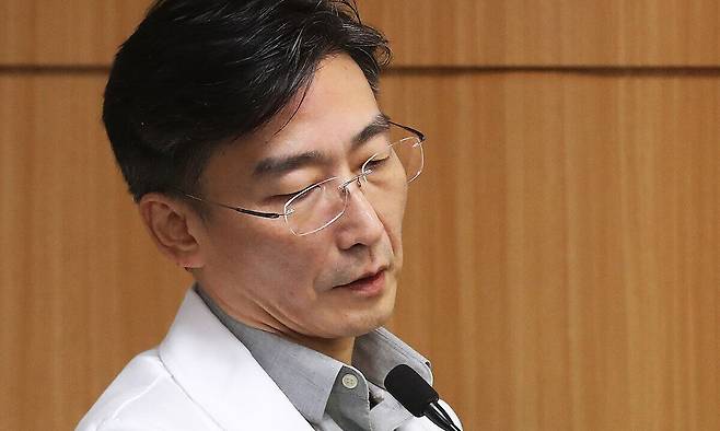 이국종 국군대하전병원장. 연합뉴스