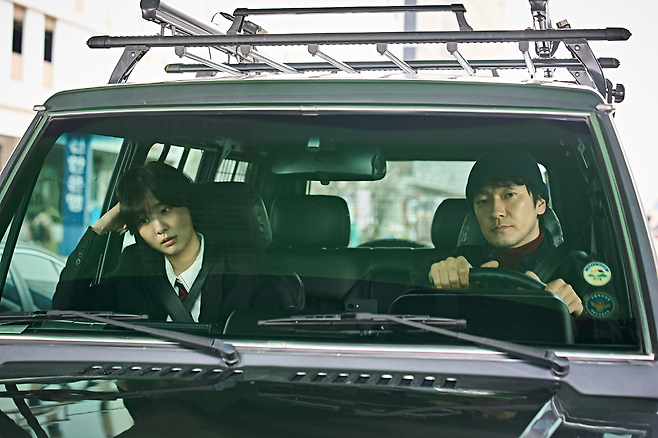 ‘나인 퍼즐’ 속 김다미(왼쪽)와 손석구.