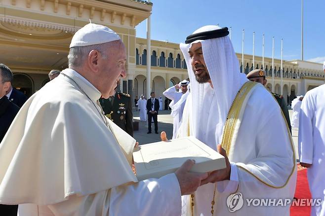 UAE 방문한 프란치스코 교황(2019.2.5) [VATICAN MEDIA/EPA. 재판매 및 DB 금지]