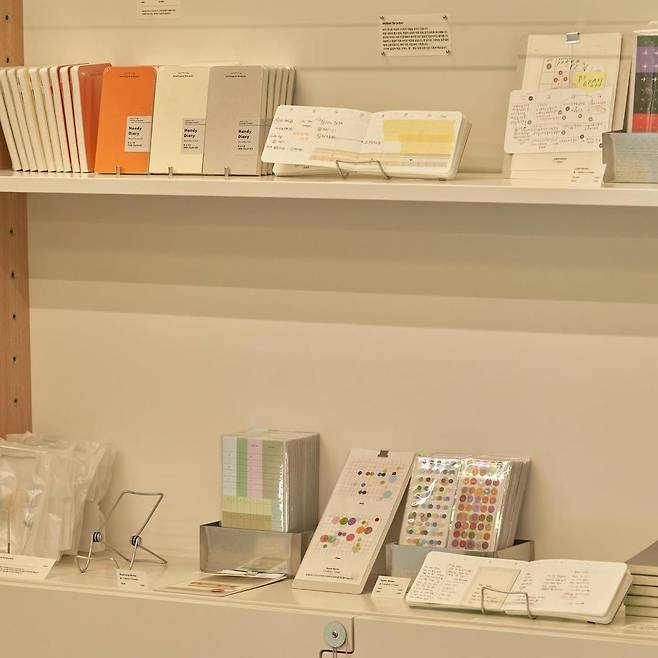 인스타그램 @papierprost