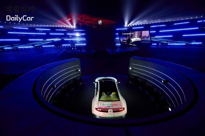 BMW 비전 드라이빙 익스피리언스(BMW Vision Driving Experience) (2025 상하이오토쇼)