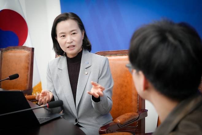 14일 오후 서울 여의도 국회의사당에서 이해민 조국혁신당 국회의원이 동아사이언스와 인터뷰하고 있다. 이해민 의원실 제공