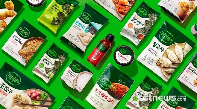 지난해 브랜드 리뉴얼 후 새로운 패키지 디자인이 적용된 비비고 제품들.