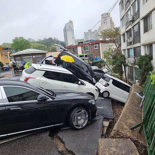 image.png 남양주 아파트 지상 주차장 옹벽 붕괴