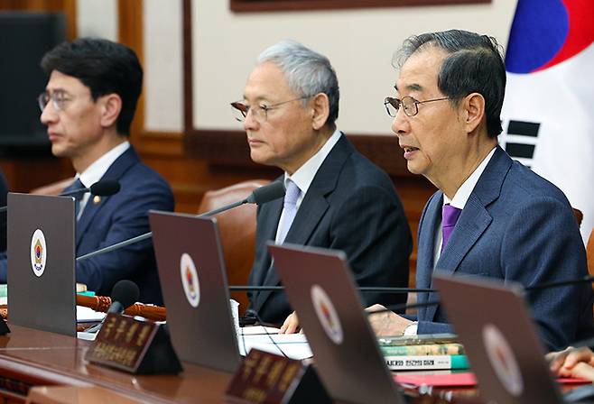 한덕수 대통령 권한대행 국무총리가 22일 정부서울청사에서 열린 국무회의에서 발언하고 있다.(사진=저작권자(c) 연합뉴스, 무단 전재-재배포 금지)