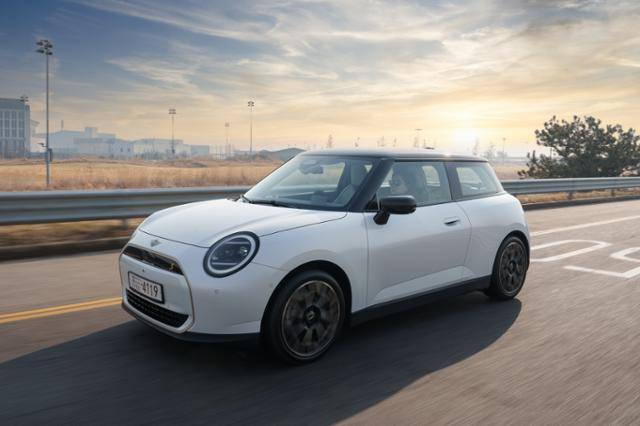 더 뉴 올-일렉트릭 미니 쿠퍼. 미니 코리아 제공