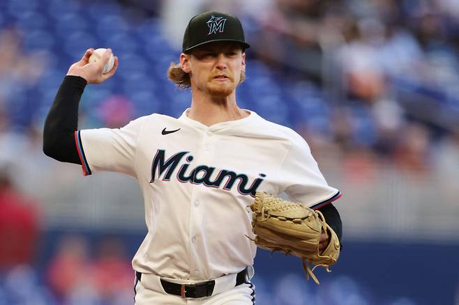 <yonhap photo-1989="">22일(한국시간) 신시내티전에 선발 등판한 맥스 마이어. [AFP=연합뉴스]</yonhap>