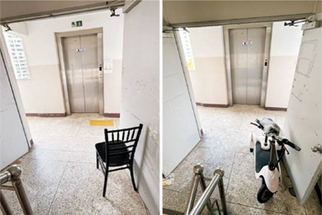 지난 21일 방화로 용의자 1명이 사망하고 6명의 부상자가 발생한 서울시 관악구 봉천동 A 아파트 내부 방화문이 의자(왼쪽), 스쿠터(오른쪽)로 22일 고정돼 있다.   이재희 기자