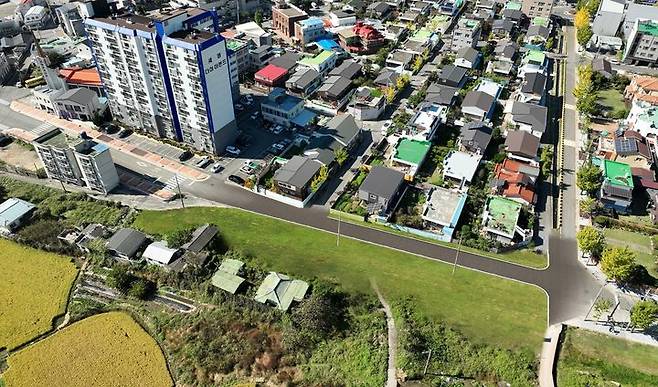 [울산=뉴시스] 울산 울주군은 오는 24일부터 언양읍 서부리 191번지 일대에 ‘울주 언양읍성 미개설 도로구간(중2-206호) 환경정비사업’에 들어가 6월 중 준공할 계획이라고 22일 밝혔다. (사진= 울주군 제공) 2025.04.22.photo@newsis.com *재판매 및 DB 금지