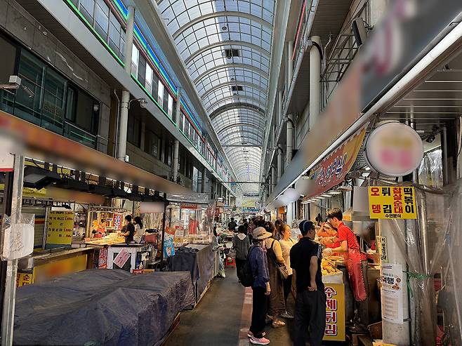 대전 중앙시장 전경. 강은선 기자