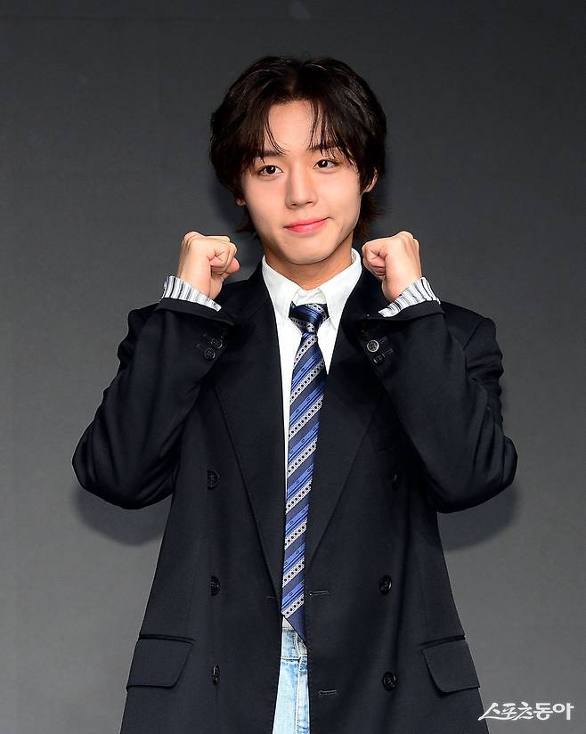 ‘넷플릭스의 영웅’이 될 것인가. 박지훈이 넷플릭스 ‘약한 영웅 클래스2’로 글로벌 흥행을 정조준한다. 25일 공개에 앞서 넷플릭스는 다른 국내 플랫폼을 통해 공개됐던 시즌1 판권을 구매해 선보였고, 예상을 뛰어넘는 폭발적 호응을 얻어 쾌재를 부르고 있다. 김민성 기자 marineboy@donga.com