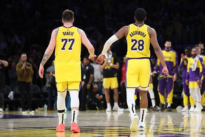 NBA 레이커스가 미네소타를 꺾고 PO 1라운드 1승 1패를 기록했다. ⓒ AFP=뉴스1