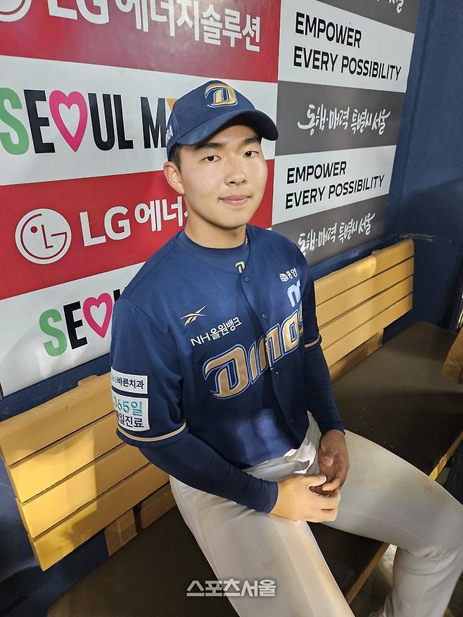 NC 김휘집이 22일 서울 잠실구장에서 열린 2025 KBO리그 정규시즌 LG전 승리 후 취재진 인터뷰에 응하고 있다. 잠실 | 강윤식 기자 skywalker@sportsseoul.com