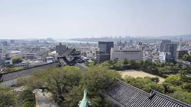 7fed8273b58669fe51ee82e6438071733baf4c18d1c487c7bf4930bfde4ef3601e