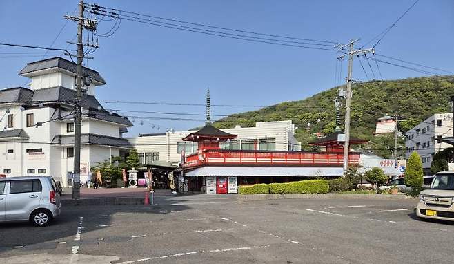 7fed8273b58669fe51ee80e744827c73d1021ce46092220c959e1de387be4b7a