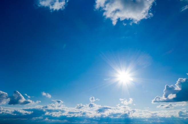 영국 정부가 기후변화 속도를 늦추기 위한 '태양광 차단 기후공학 기술'을 검증하는 야외 실험을 실시한다. 게티이미지뱅크 제공