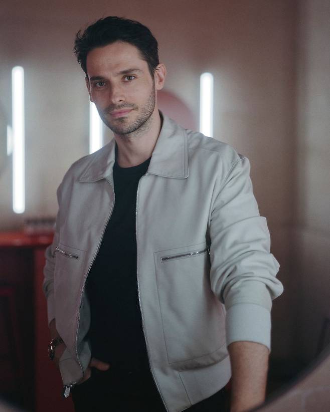 에르메스 뷰티 크리에이티브 디렉터, 그레고리스 피르필리스.