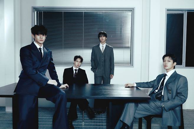 하이라이트. (사진=어라운드어스 제공)