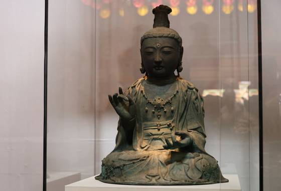 서산 부석사로 돌아온 고려 금동관세음보살좌상. 연합뉴스