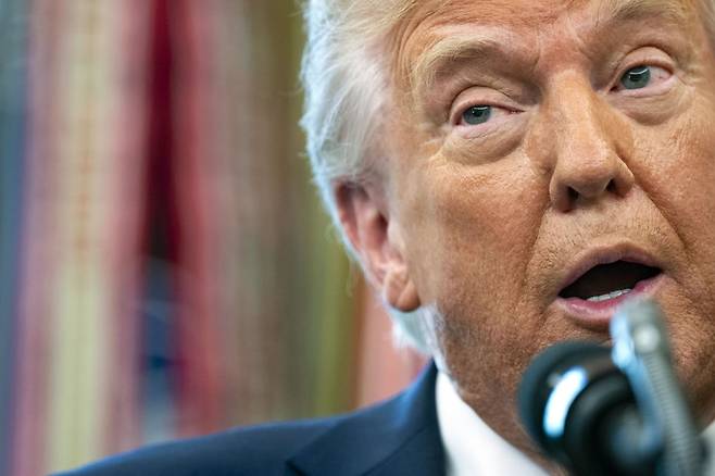 도널드 트럼프 미국 대통령이 22일 백악관에서 기자회견하고 있다. / UPI연합뉴스