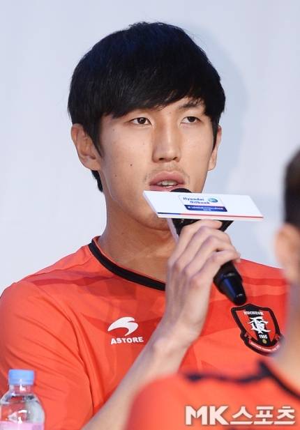 JTBC ‘이혼숙려캠프’에 출연했던 전직 축구선수 강지용(35)씨가 22일 세상을 떠났다. 향년 37세. 사진 = MK스포츠