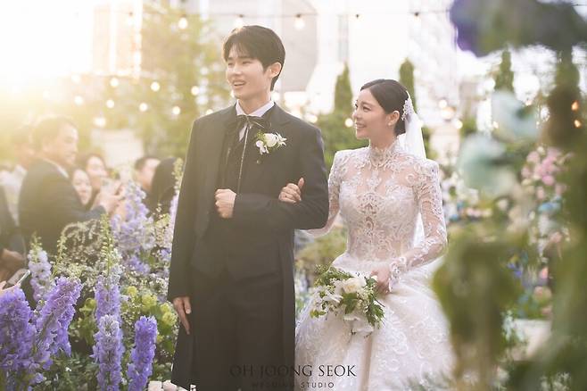 ▲ 최시훈(왼쪽), 에일리. 제공| A2Z엔터테인먼트