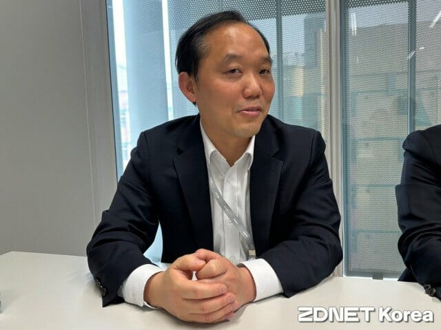 윤시중 프리딕티브AI 공동창업자가 16일 경기 성남시 네이버 사옥에서 지디넷코리아와 인터뷰하고 있다.(사진=유혜진 기자)