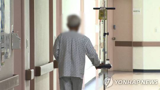 노인 환자. [연합뉴스 자료사진]