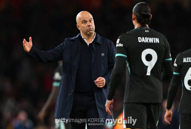 아르네 슬롯 감독과 다르윈 누녜스. /게티이미지코리아