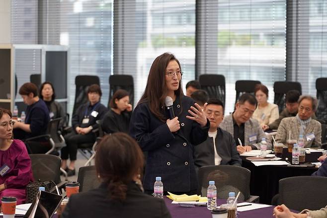 [서울=뉴시스] 마무리 발언하는 성래은 한국패션협회 회장 (사진=패션협회 제공) *재판매 및 DB 금지