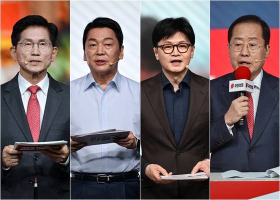 김문수, 안철수, 한동훈, 홍준표 국민의힘 대선 경선 후보(왼쪽부터)가 22일 2차 경선에 진출했다. 〈사진=연합뉴스〉